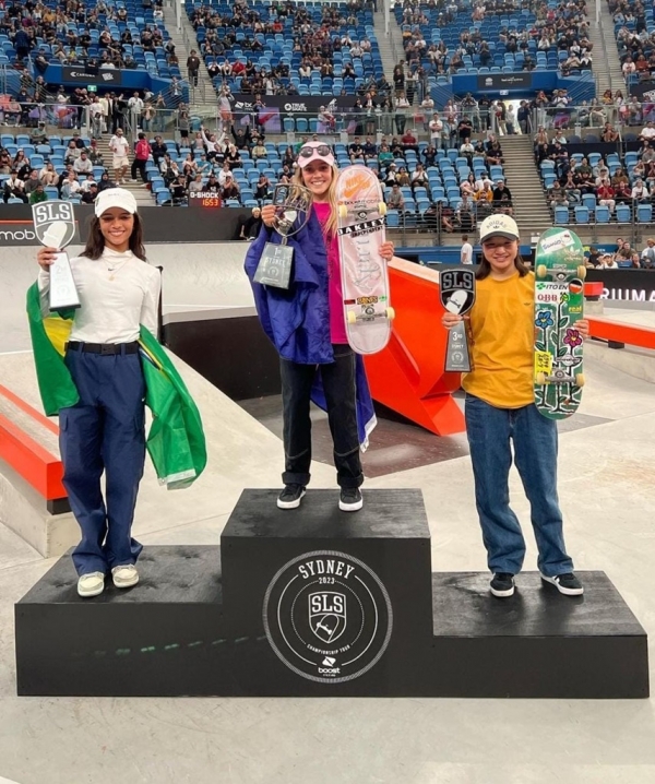 RAYSSA LEAL SOBE AO PÓDIO NO CAMPEONATO MUNDIAL DE SKATE