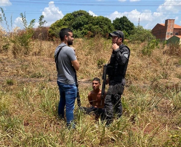 AÇAILÂNDIA - Bandidos sequestram motorista, roubam joalheria e entram em confronto com a PM