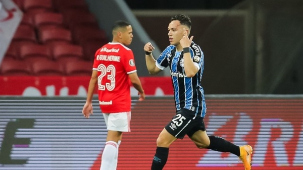 Com gol de Pepê, Grêmio vence o Inter no Beira-Rio e chega a 10 Gre-Nais de invencibilidade