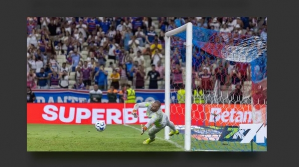 WEVERTON PEGA PÊNALTI NO FIM, PALMEIRAS VENCE O FORTALEZA E LIDERA O BRASILEIRÃO