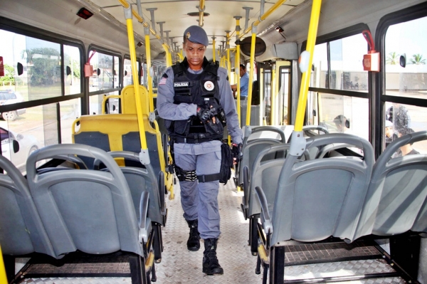 Governo amplia ações de combate a assaltos a ônibus e reduz esse tipo de crime
