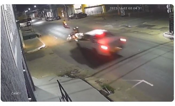  VÍDEO: PASSAGEIRA EM MOTO MORRE AO SER ATROPELADA POR CAMINHONETE EM IMPERATRIZ, NO MA