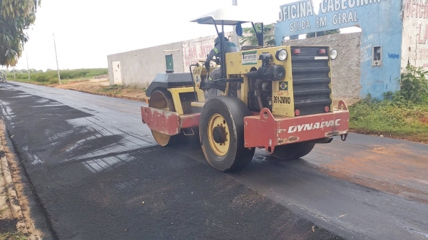 COMEÇA RECAPEAMENTO NA AVENIDA JOSÉ REINALDO TAVARES