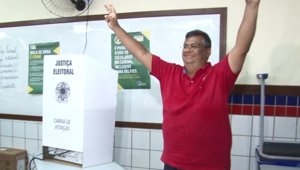 Flávio Dino confirma favoritismo e se reelege no primeiro turno
