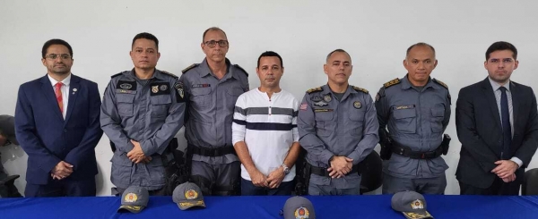 AÇAILÂNDIA – VEREADOR KELL PARTICIPA DA TROCA DE COMANDO DO 26º BPM