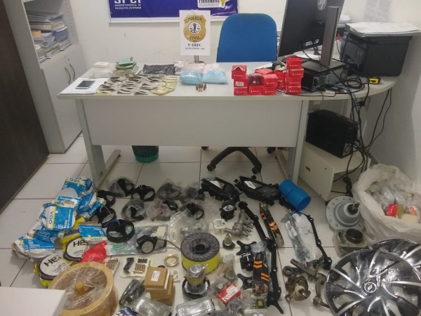 AÇAILÂNDIA - Polícia prende dupla suspeita de adulterar veículos 