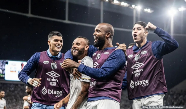 SANTOS BATE BRAGANTINO E CHEGA À FINAL DO CAMPEONATO PAULISTA