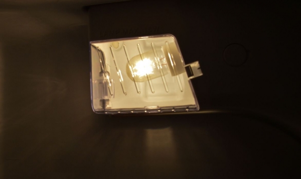 Aneel mantém proibição de corte de energia para baixa renda