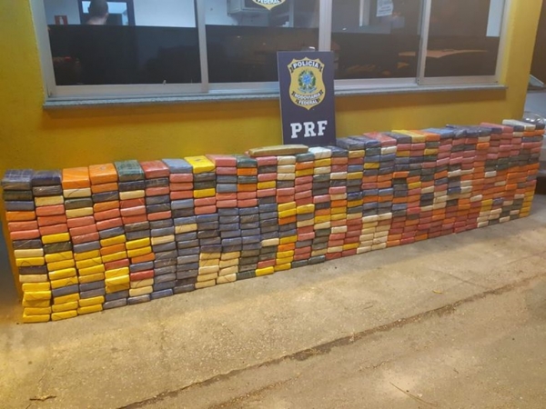 PRF apreende mais de meia tonelada de cocaína em Paranaguá