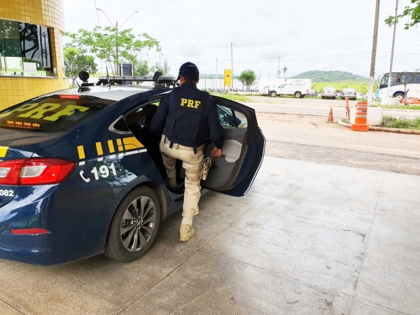 AÇAILÂNDIA- PRF prende homicida que se envolveu em acidente de trânsito na BR 010