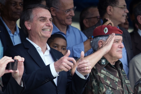 Bolsonaro irá ao jogo de comemoração do título do Palmeiras