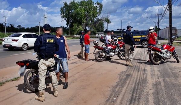 PRF intensifica fiscalização a motocicletas no Maranhão