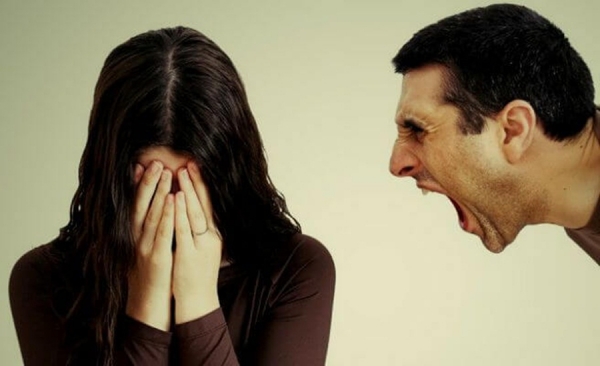 Campanha pede fim do machismo e da violência contra a mulher