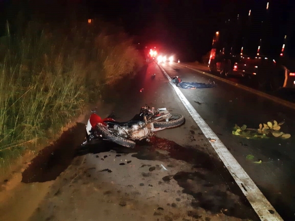 FIM DE SEMANA - Condutor de motocicleta morre e passageiro fica ferido em colisão no Km 262 da BR 010, em Imperatriz/MA