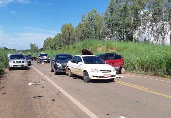 MARANHÃO - Engavetamento envolvendo quatro veículos deixa oito feridos na BR-316