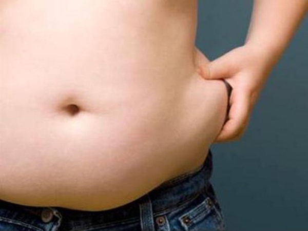 Obesidade em adolescentes pode ser causada por falhas de mastigação, diz estudo