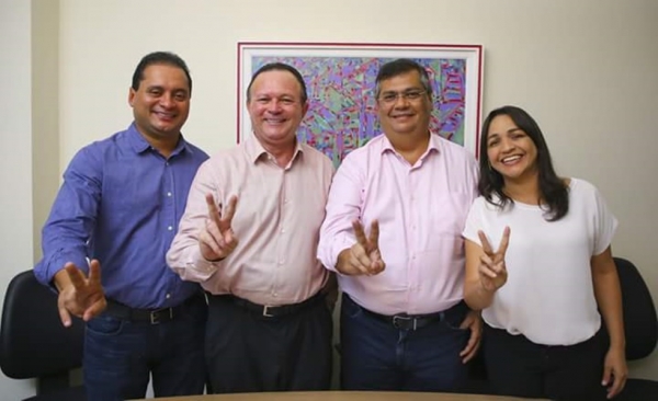 FLÁVIO DINO REGISTRA CANDIDATURA À REELEIÇÃO AO GOVERNO DO MARANHÃO