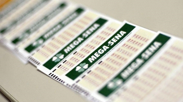 NINGUÉM ACERTA SORTEIO E MEGA-SENA ACUMULA PARA R$ 38 MILHÕES