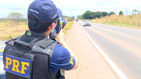 Açailândia: PRF intensifica fiscalização com radar portátil