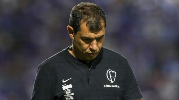 CSA respira com vitória e tira o Corinthians do G-6