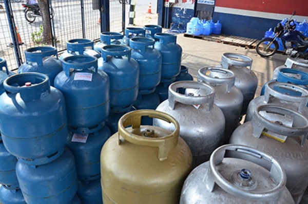 Petrobras reajusta preço do gás de cozinha em 8,9%