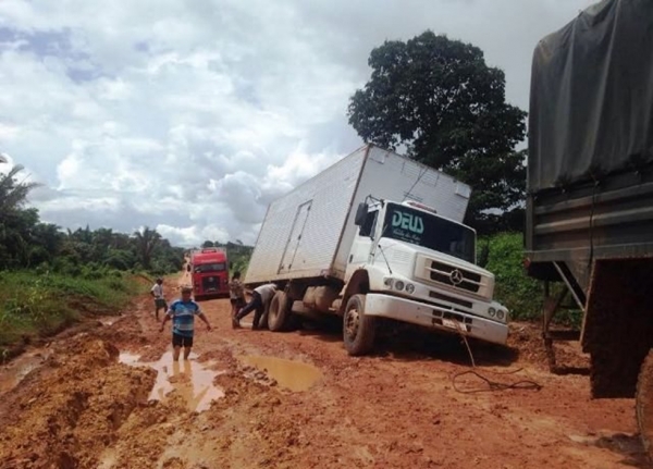 Trecho da BR-163, no Pará, deve ser liberado sexta-feira