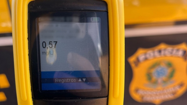 MOTOCICLISTA EMBRIAGADO É DETIDO PELA PRF EM AÇAILÂNDIA (MA)