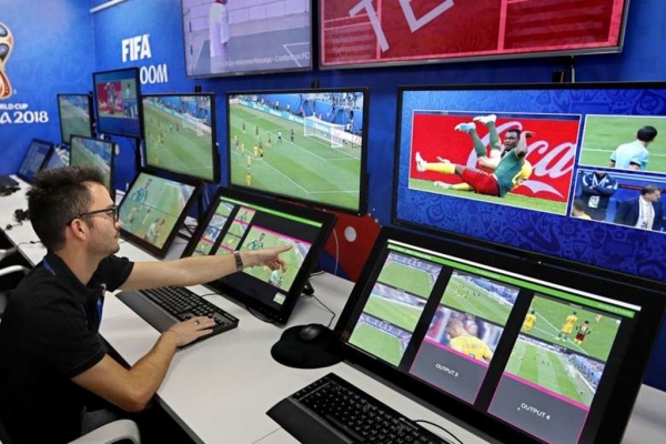 Telespectador vai acompanhar checagem do VAR no Brasileirão