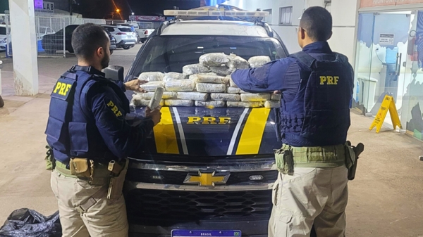 PRF APREENDE 41 KG DE DROGAS NA BR-135, EM MIRANDA DO NORTE (MA)