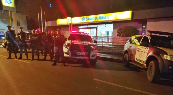AÇAILÂNDIA URGENTE – Polícia Militar intensifica policiamento no setor bancário para evitar ação de bandidos.