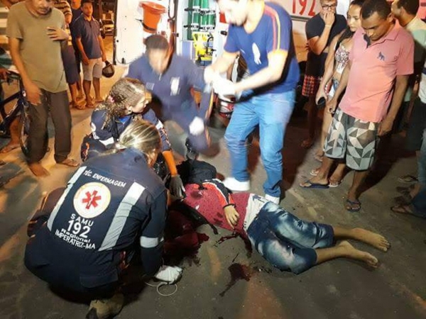 Adolescente é morto a tiros enquanto cometia assaltos 