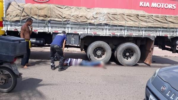 Motociclista é arrastado por caminhão na BR 010