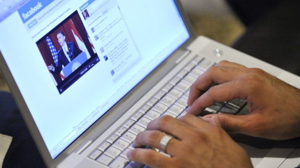 Consumidores podem renegociar dívidas pela internet até fim de maio