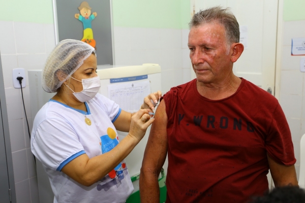 Maranhenses comparecem ao Dia D de Vacinação contra a gripe