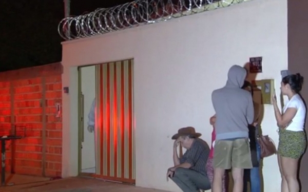 Casal é morto a tiros em casa após voltar de igreja 