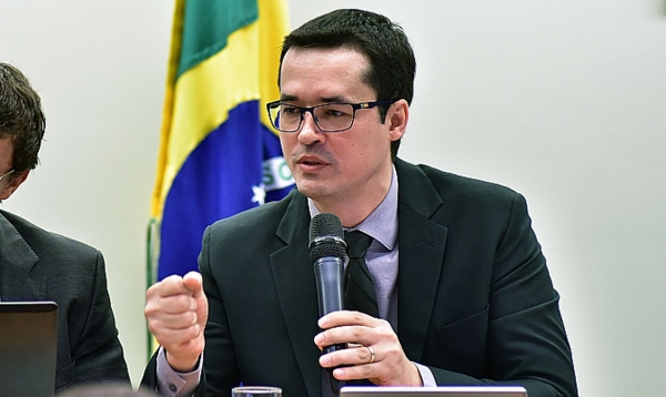 Em decisão unânime, TSE cassa mandato do deputado Deltan Dallagnol 