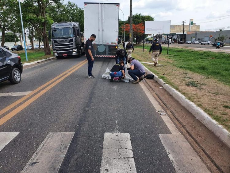 IMPERATRIZ - Mãe e filha são atropeladas por carreta na BR-010 