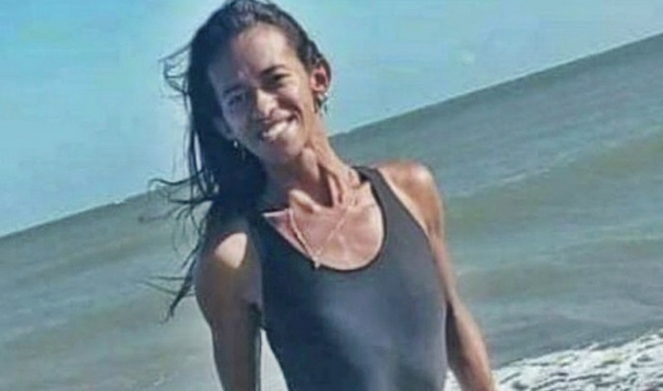 Suspeito de assassinar brutalmente travesti no Maranhão já foi identificado, afirma delegada