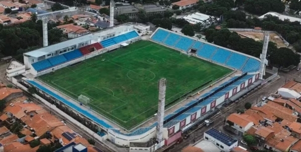 HOMEM FORAGIDO É PRESO DURANTE JOGO NO ESTÁDIO FREI EPIFÂNIO, EM IMPERATRIZ