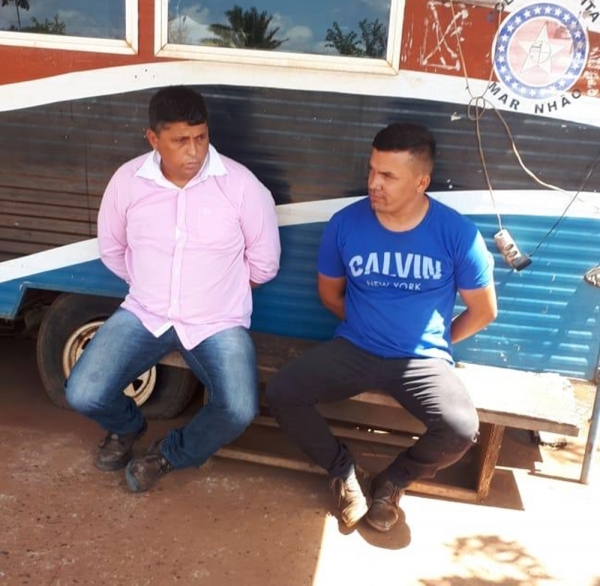 AÇAILÂNDIA URGENTE – Policia Militar prende dois homens na Barreira da BR 010 um deles com várias passagens pela polícia 