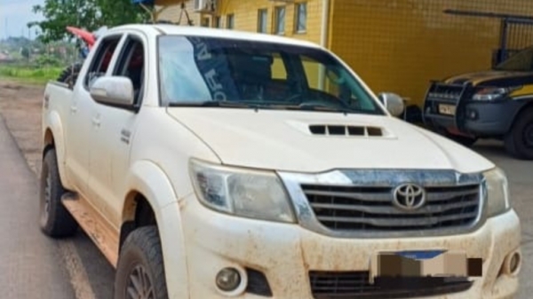 PRF RECUPERA VEÍCULO NA BR-010, NO MUNICÍPIO DE IMPERATRIZ (MA)