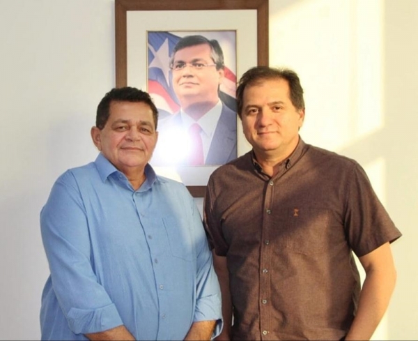 Em São Luis, prefeito visita Simplício Araújo na SEINC