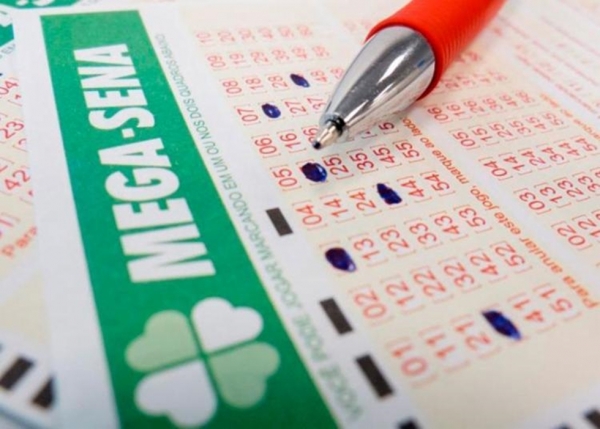 Ninguém acerta a Mega-Sena e prêmio acumula em R$ 30 milhões