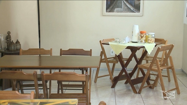 Sindicato de bares e restaurantes repudia medidas de Flávio Dino e estima 1000 demissões em 1 semana