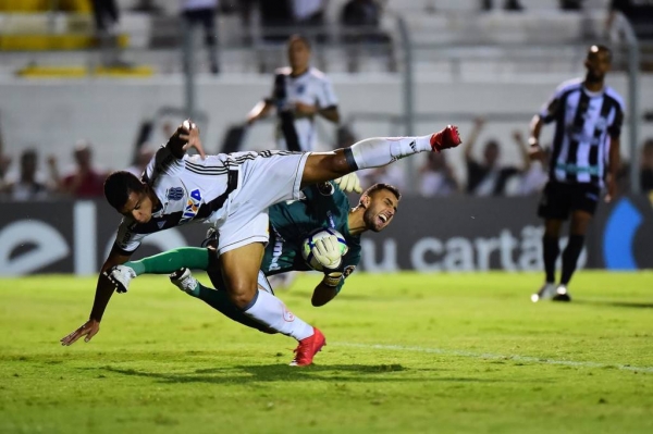 Ponte Preta e Sampaio ficam no empate sem gols na ida da terceira fase da Copa do Brasil