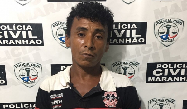 Polícia prende homem acusado de mostrar órgão genital para crianças