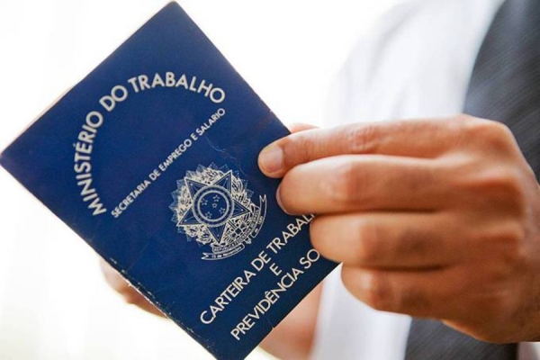 Governo anuncia reforma trabalhista; acordo deve prevalecer sobre legislação