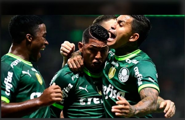 Palmeiras vence Bragantino e mantém liderança geral do Paulistão