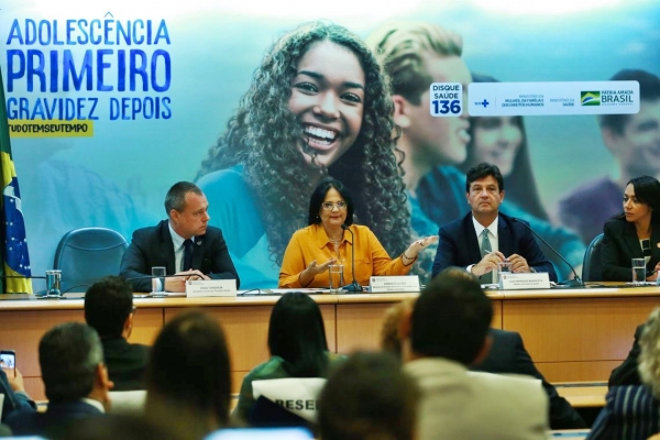 Governo lança campanha para reduzir gravidez na adolescência