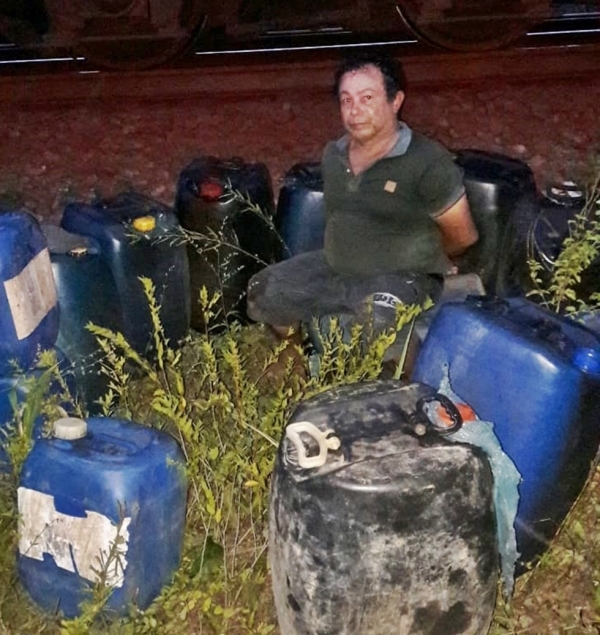 AÇAILÂNDIA URGENTE - Homem é preso roubando combustível da mineradora VALE